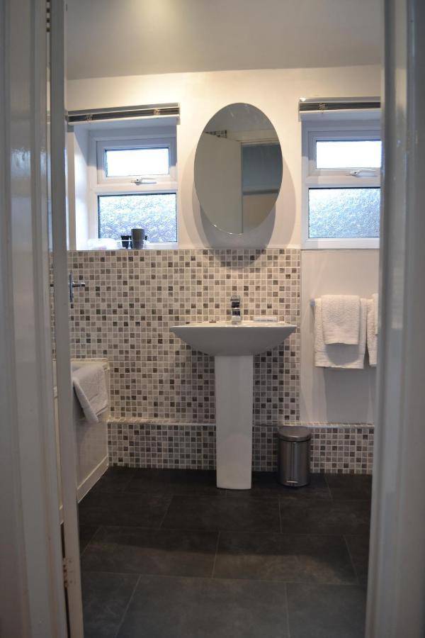 Entire 3 Bedroom House Near Caerphilly Station Εξωτερικό φωτογραφία