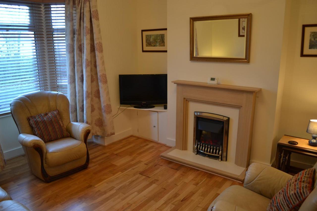 Entire 3 Bedroom House Near Caerphilly Station Εξωτερικό φωτογραφία
