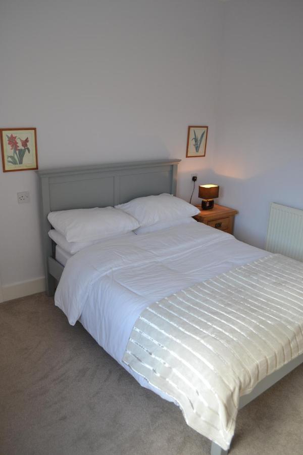 Entire 3 Bedroom House Near Caerphilly Station Εξωτερικό φωτογραφία