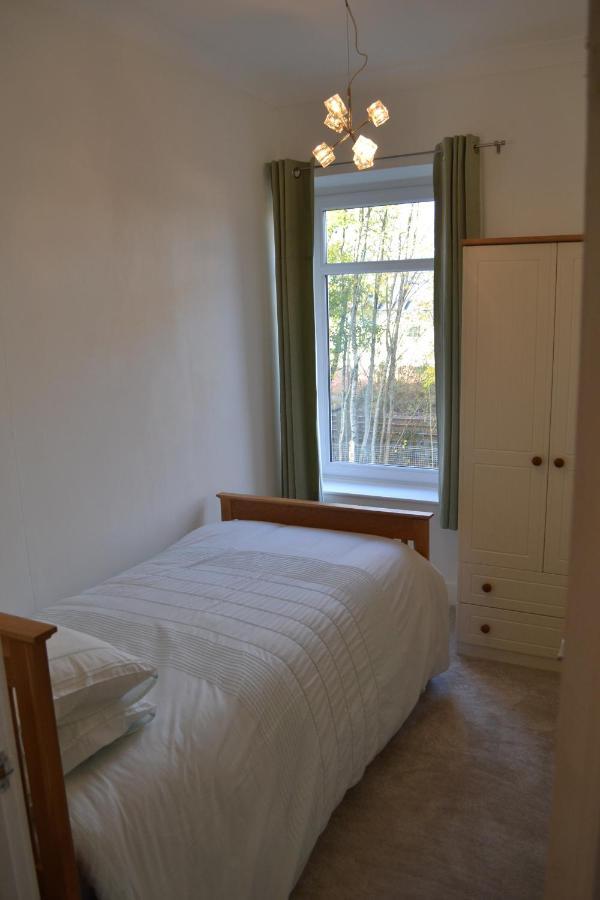 Entire 3 Bedroom House Near Caerphilly Station Εξωτερικό φωτογραφία
